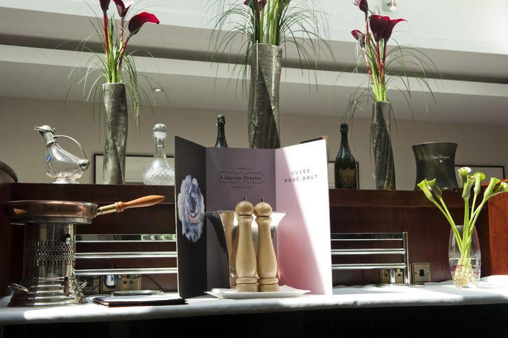 Buxted Park Hotel 외부 사진