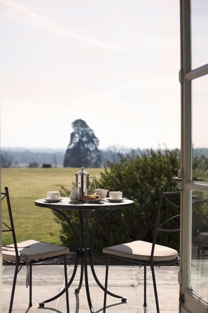 Buxted Park Hotel 외부 사진